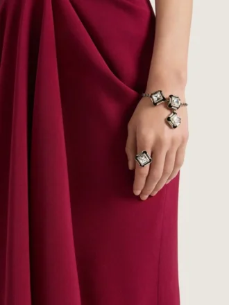 Inel cu cristale deconstruite din metal și cristale