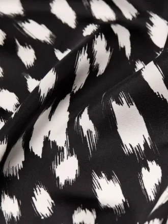 Eșarfă pătrată din mătase cu imprimeu animalier