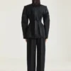 Jachetă cocoon cu două rânduri de nasturi, din lână, cu detaliu inversat Jachetă cocoon cu două rânduri de nasturi, din lână, cu detaliu inversat
