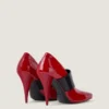 Pantofi cu toc înalt din piele lăcuită, cu linie pătrată decupată și bandă Givenchy Pantofi cu toc înalt din piele lăcuită, cu linie pătrată decupată și bandă Givenchy