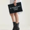 Pochette Givenchy Paris 1952 din piele Pochette Givenchy Paris 1952 din piele