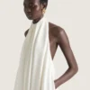 Rochie de seară cu gât halter din crep cady Rochie de seară cu gât halter din crep cady