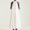 Rochie de seară cu gât halter din piele Rochie de seară cu gât halter din piele
