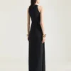 Rochie de seară drapată cu gât halter din crep cady Rochie de seară drapată cu gât halter din crep cady