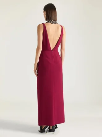 Rochie lungă înfășurată din crep cady