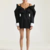 Rochie mini croită, cu decupaje, din lână Rochie mini croită, cu decupaje, din lână